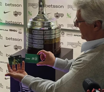 Las tarjetas conmemorativas: un impulso estratégico para las marcas en el Valle de Aburrá